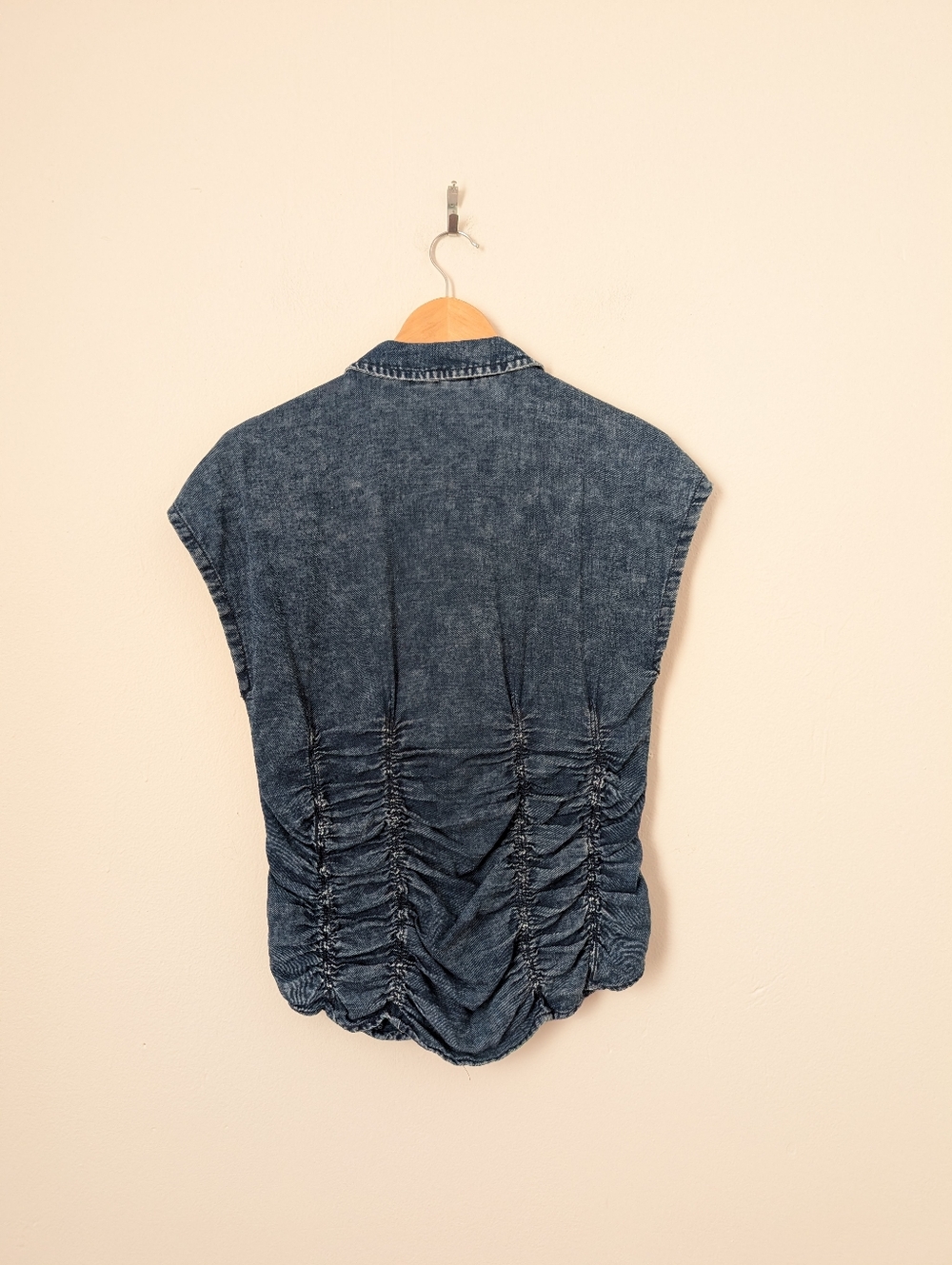 Pilcro Anthropologie Dark Wash Denim Cotton V-neck Button Down Cap Sleeve Top - Picture 6 of 7